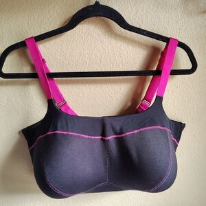 Half Moon Active Modern Movement Black & Pink Sports Bra Sz 38H Underwired